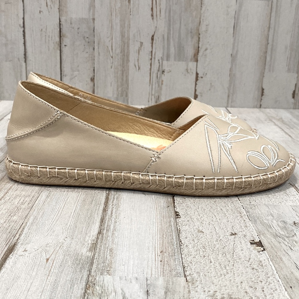 OluKai Kaula Pa’a ‘Ili Leather Espadrilles Size 9